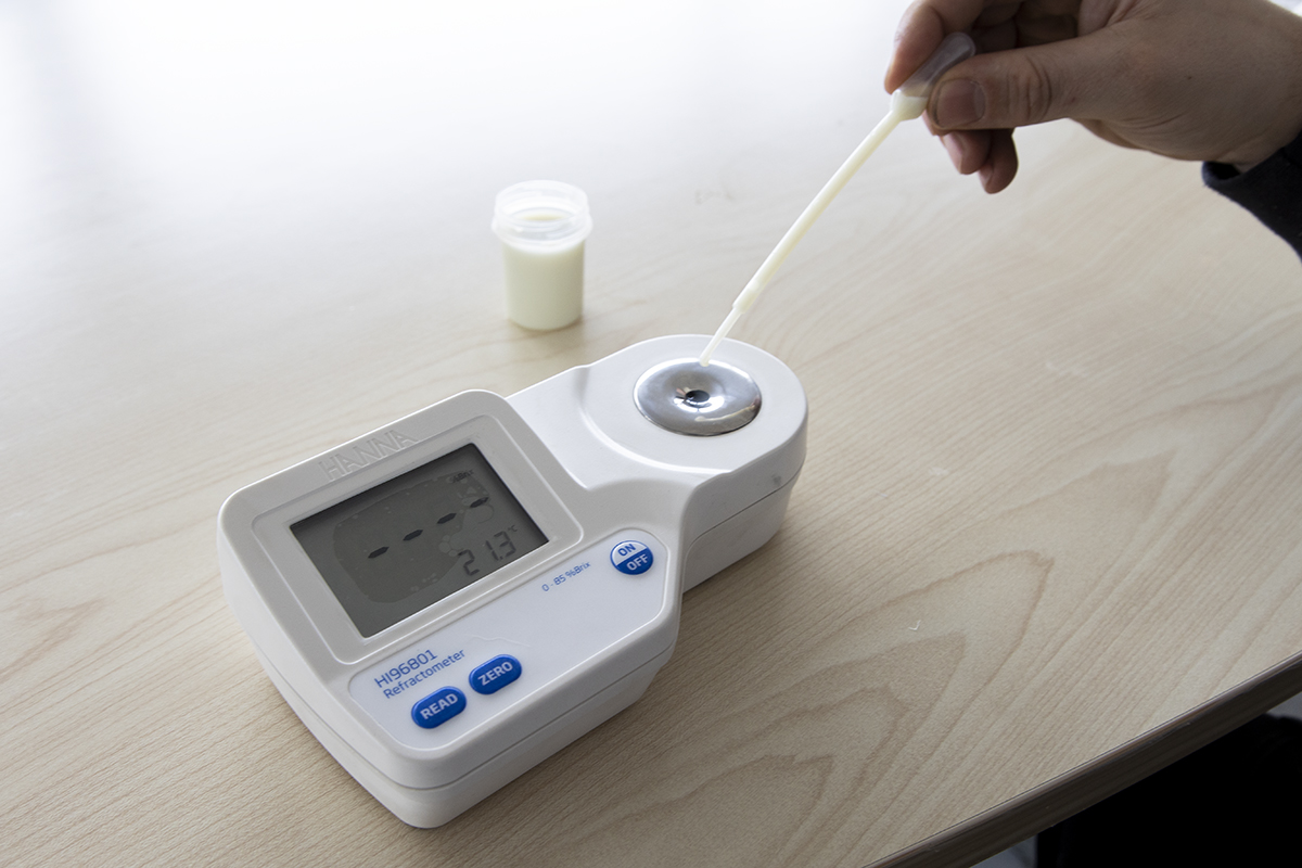 Digital refractometer used for measuring coolant emulsion in metalworking